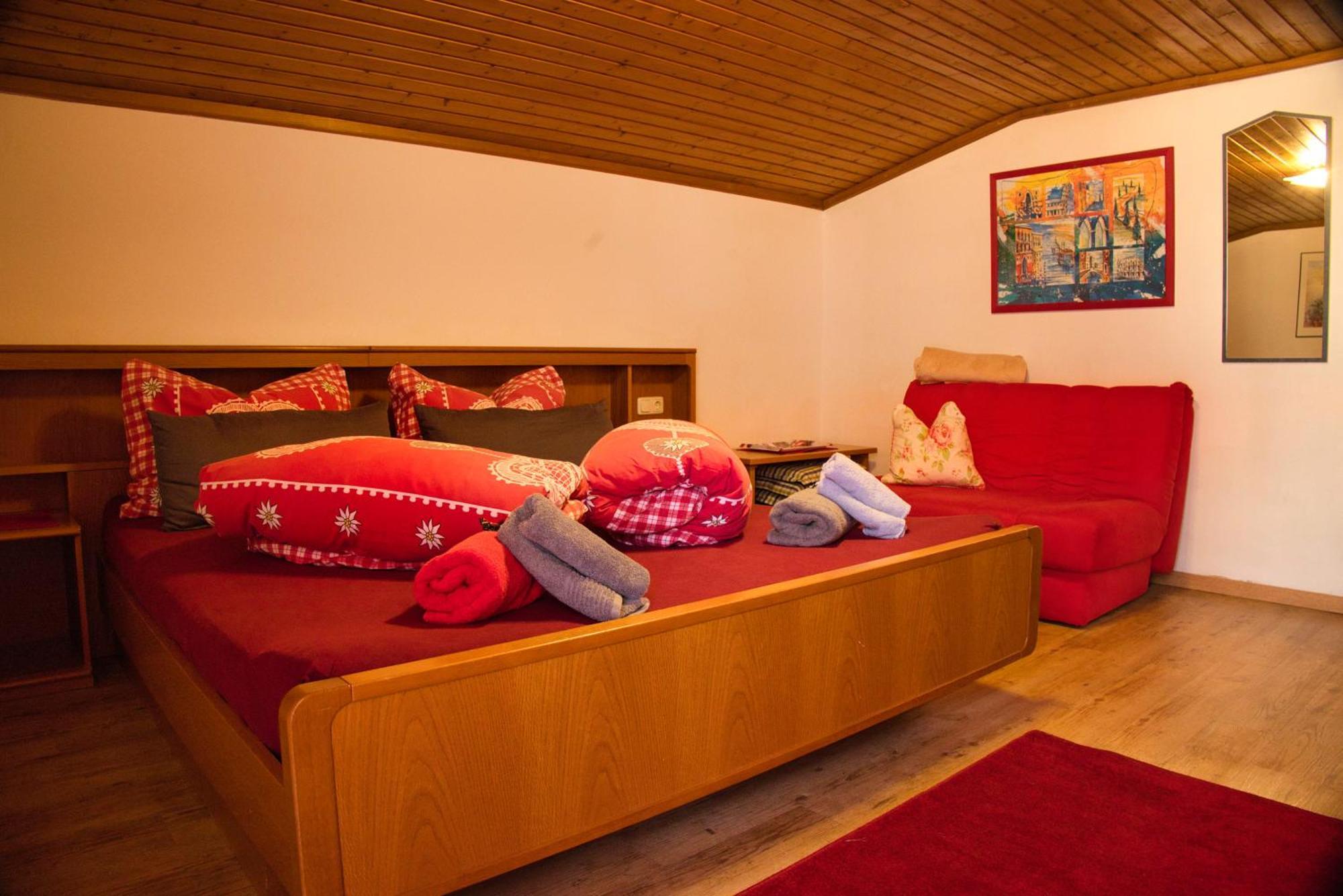 Haus Bergheim Leilighet Saalbach-Hinterglemm Eksteriør bilde